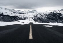 Jak zapiąć pas z obciążeniem?