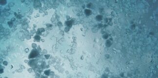 Czym Wypolerować rysy na szybie?