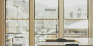 Jakie okna do kampera wybrać?